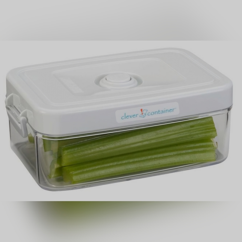 New in box Vacuum Seal Canister (1 quart)